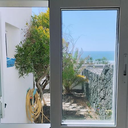 Beautiful small bungalow, amazing views&garden Famara Exterior foto