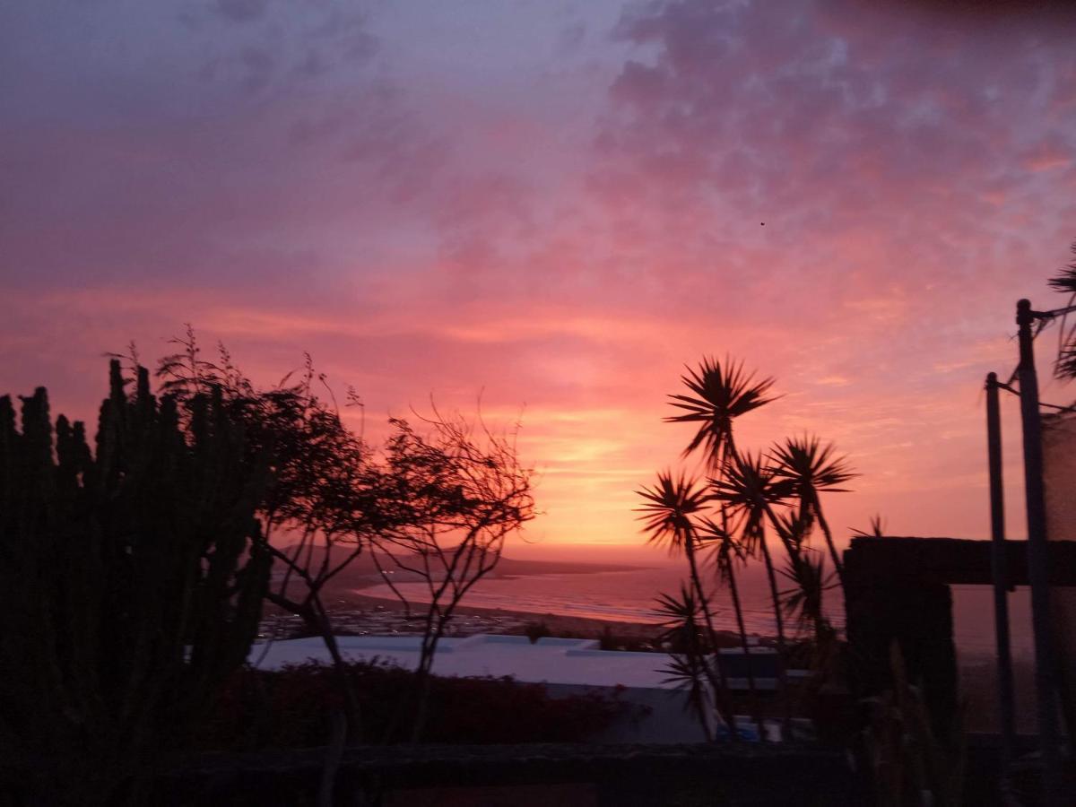 Beautiful small bungalow, amazing views&garden Famara Exterior foto