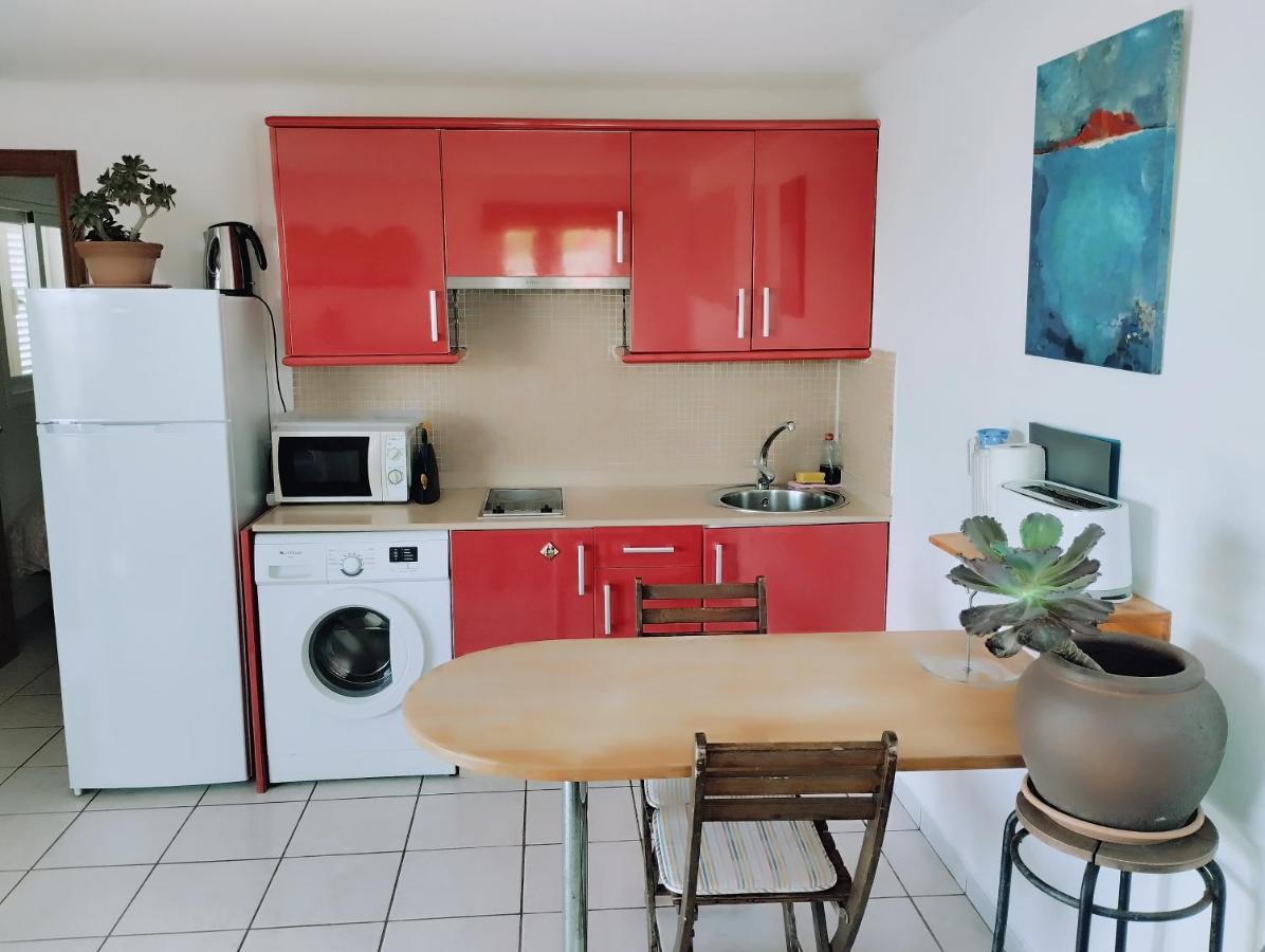 Beautiful small bungalow, amazing views&garden Famara Exterior foto
